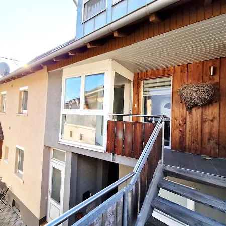 Traumwohnung Mit Sonnen-balkon - Nur 5 Min Vom Ep Apartment