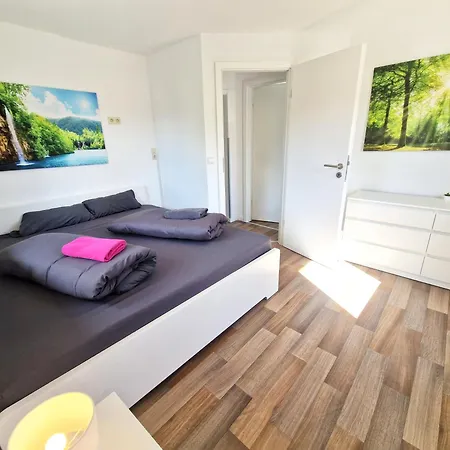 Traumwohnung Mit Sonnen-balkon - Nur 5 Min Vom Ep *