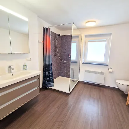 Traumwohnung Mit Sonnen-balkon - Nur 5 Min Vom Ep Apartment *