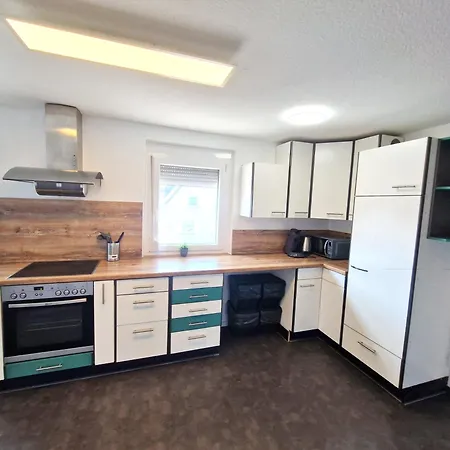 Apartment Traumwohnung Mit Sonnen-balkon - Nur 5 Min Vom Ep Rheinhausen