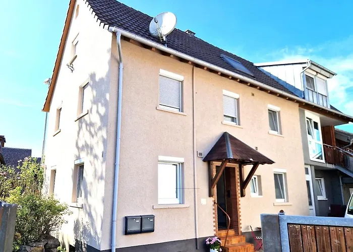 Traumwohnung Mit Sonnen-balkon - Nur 5 Min Vom Ep *