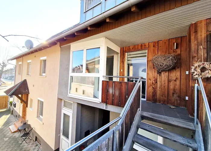 Traumwohnung Mit Sonnen-balkon - Nur 5 Min Vom Ep Daire