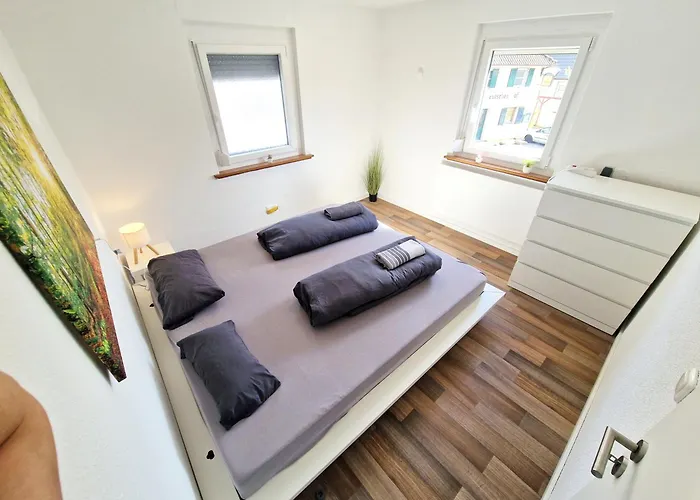 Daire Traumwohnung Mit Sonnen-balkon - Nur 5 Min Vom Ep